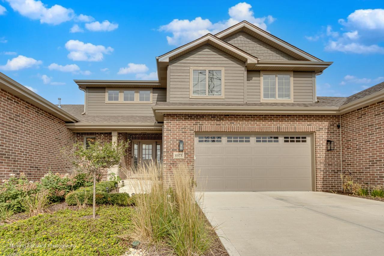 8918 Buffington Breakwater Dr., Frankfort, IL 60423