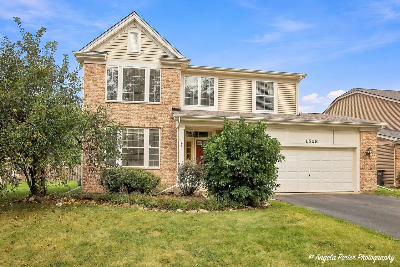 1508 Summerhill Ln., Cary, IL 60013