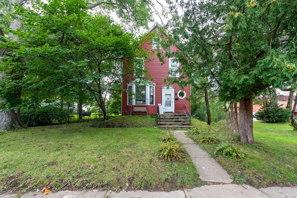 2520 Gideon Ave., Zion, IL 60099