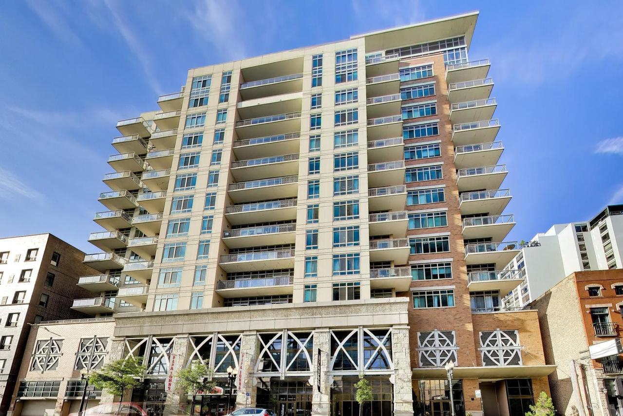 230 W Division St. #1407, Chicago, IL 60610