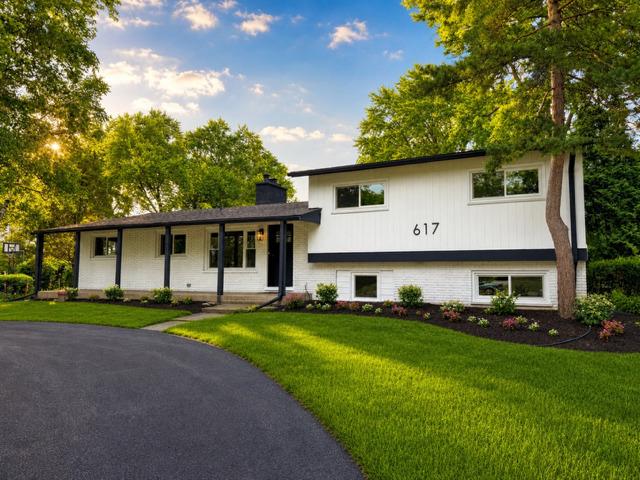 617 S Busse Rd., Mount Prospect, IL 60056