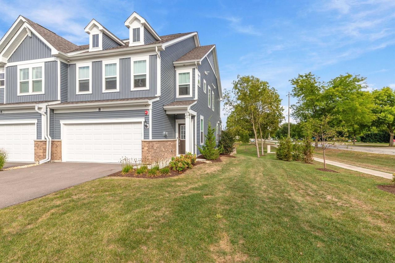 8 Weirich Way, Batavia, IL 60510