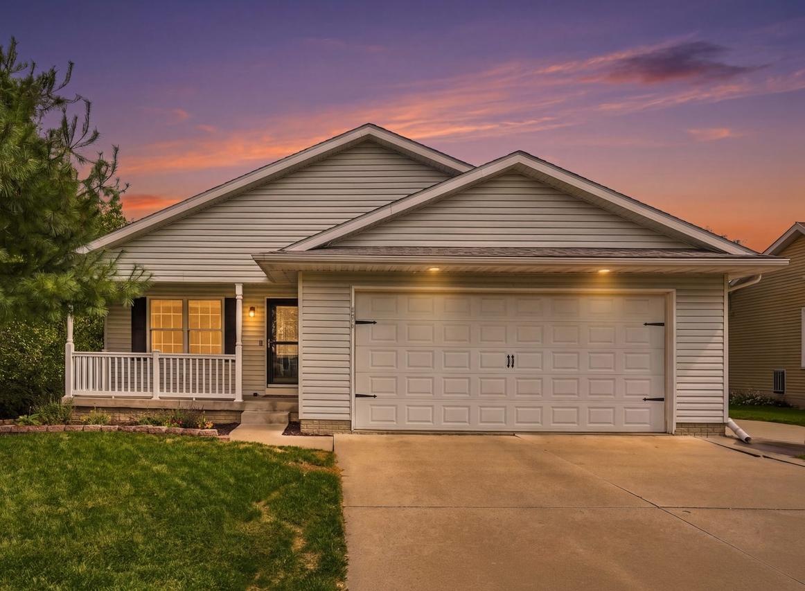 618 Mineral Creek Dr., Colona, IL 61241