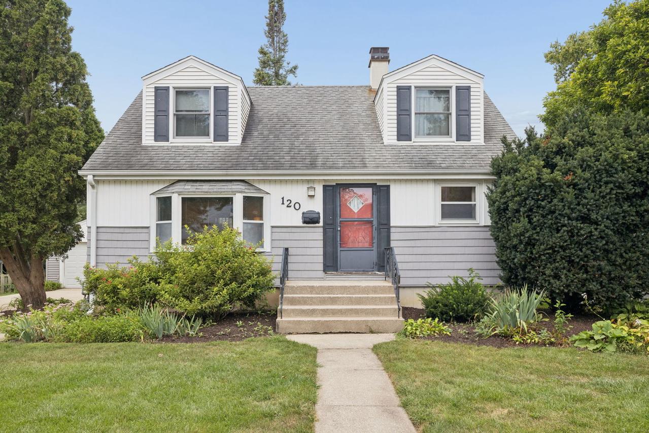 [Address Hidden by Seller], Westmont, IL 60559