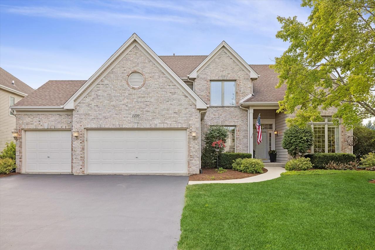 1250 Tunbridge Tr., Algonquin, IL 60102