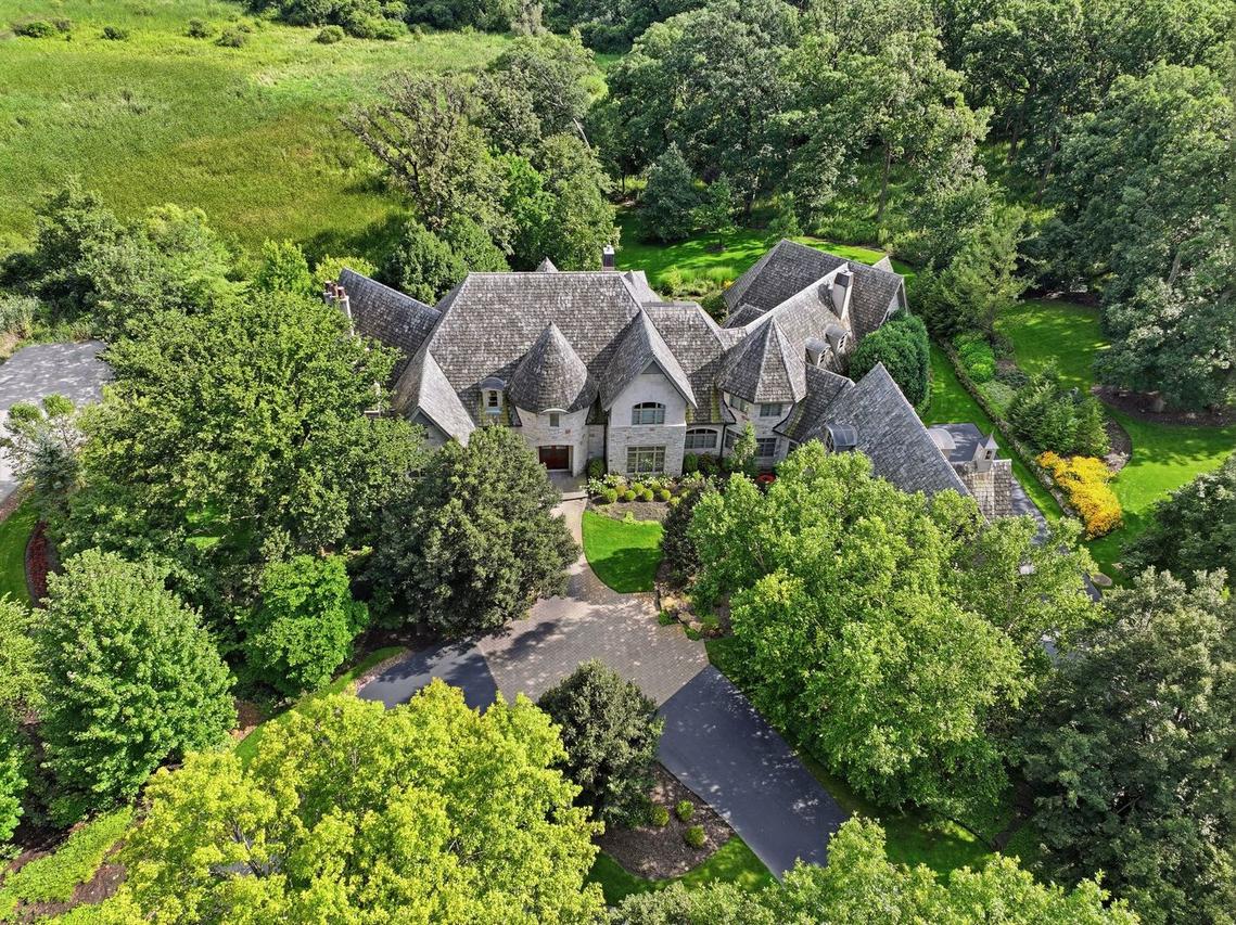 16 Riva Ridge, Lemont, IL 60439