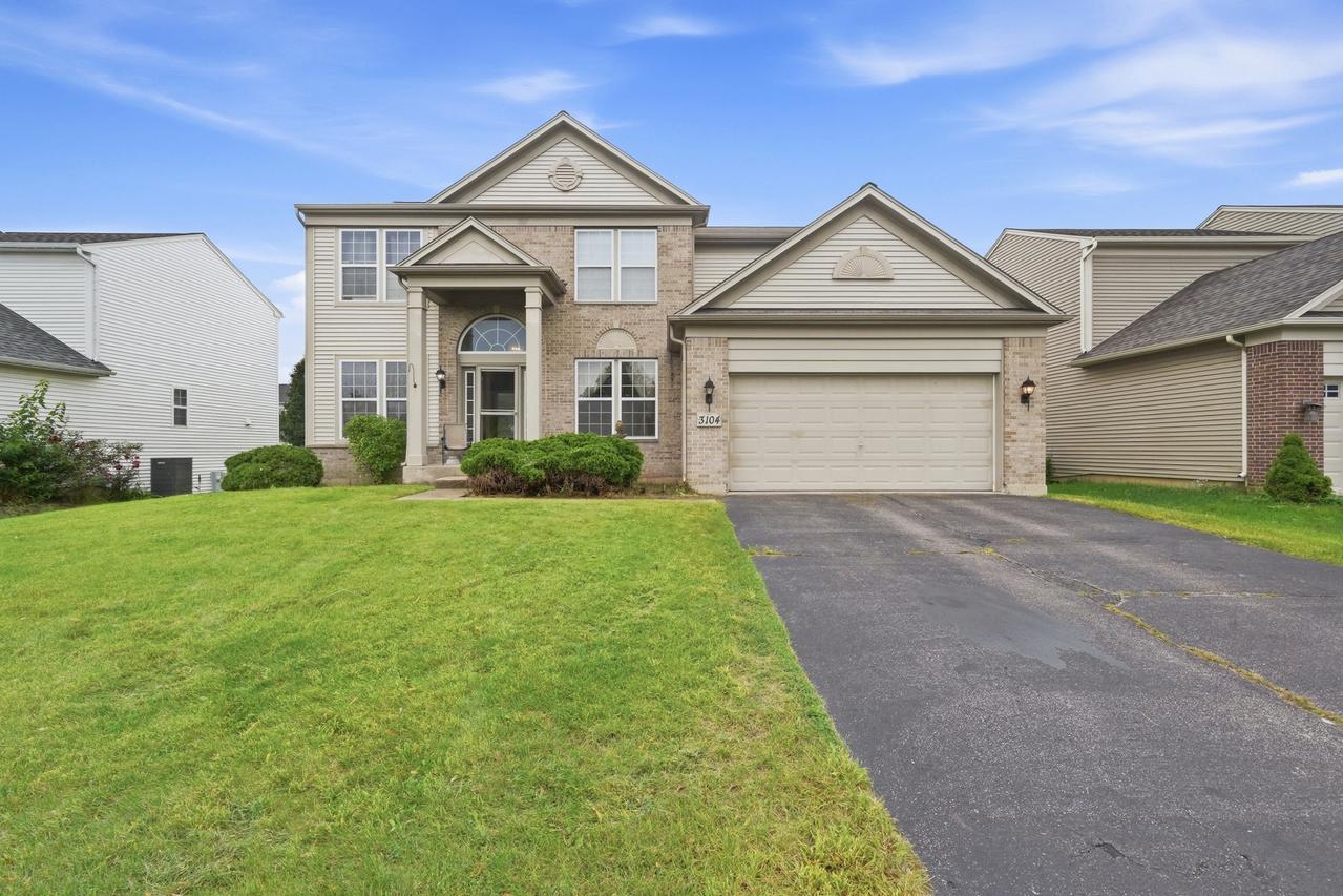 3104 Deerpath Ln., Carpentersville, IL 60110