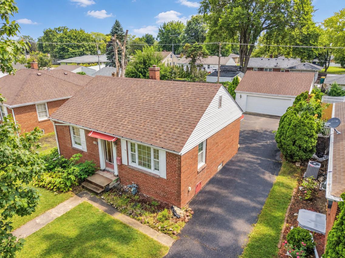 1613 Glenwood Ave., Joliet, IL 60435