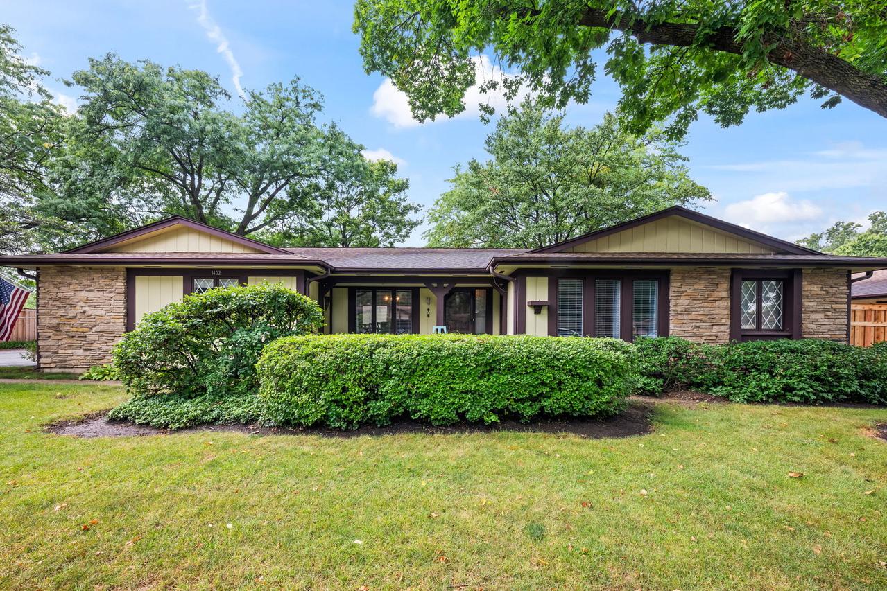 [Address Hidden by Seller], Glenview, IL 60025