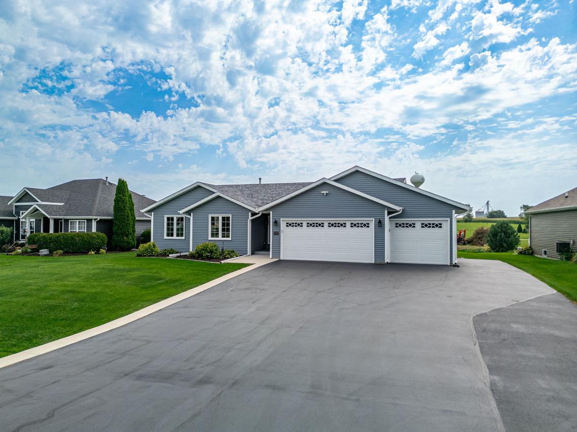 1702 Lorimar Dr., Durand, IL 61024