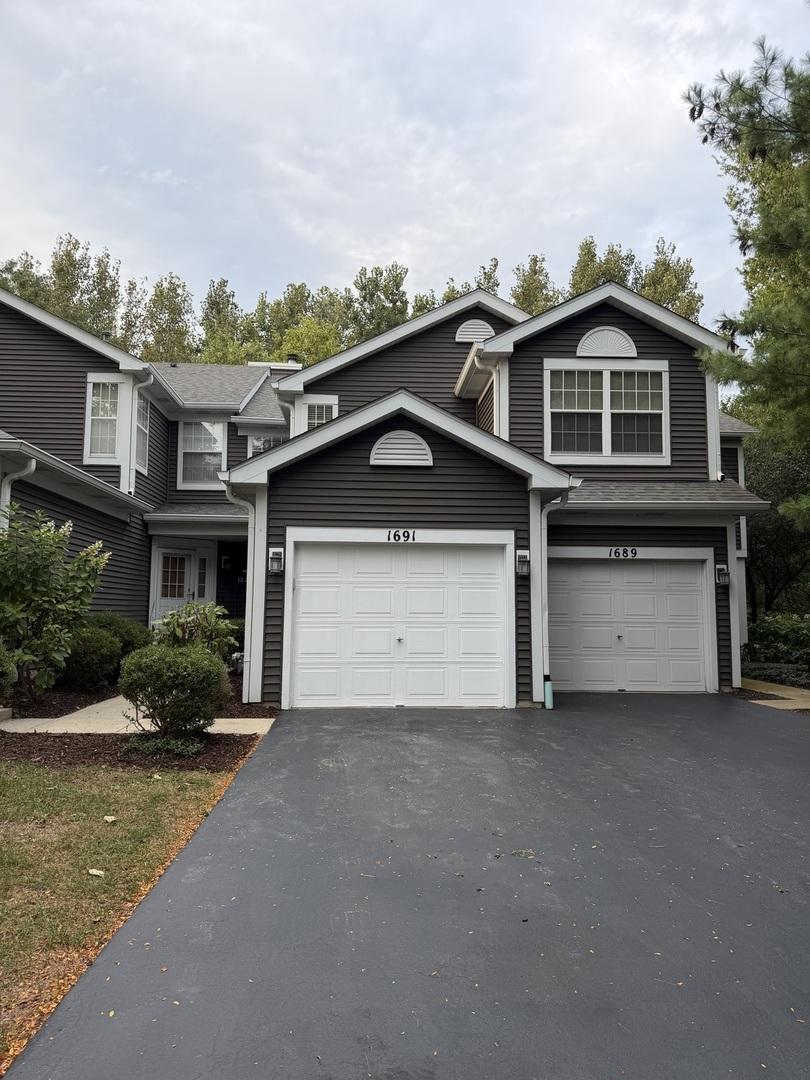 1691 Haines Dr., Batavia, IL 60510