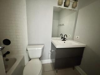 1122 N Clark St. #2510, Chicago, IL 60610