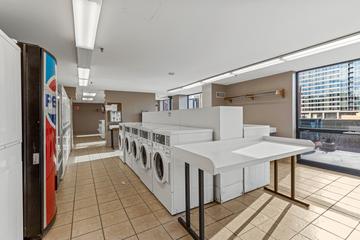 1122 N Clark St. #2510, Chicago, IL 60610