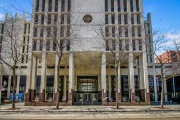 1122 N Clark St. #2510, Chicago, IL 60610