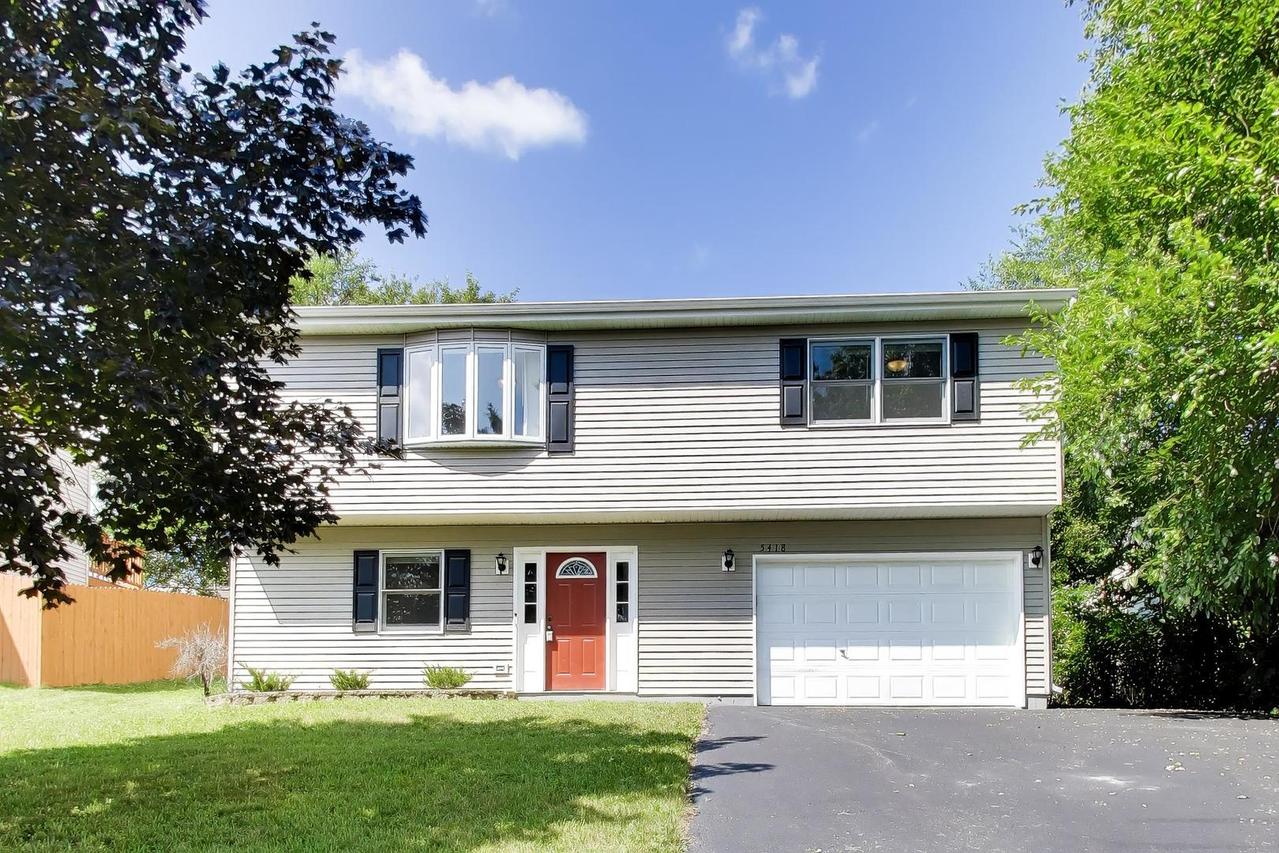 5418 Hillside Dr., Mchenry, IL 60050