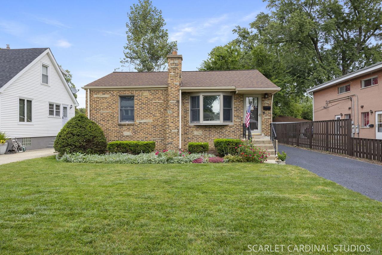 415 N Harvard Ave., Villa Park, IL 60181