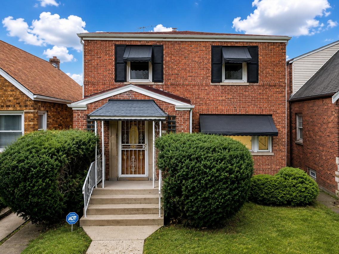 10231 S Rhodes Ave., Chicago, IL 60628