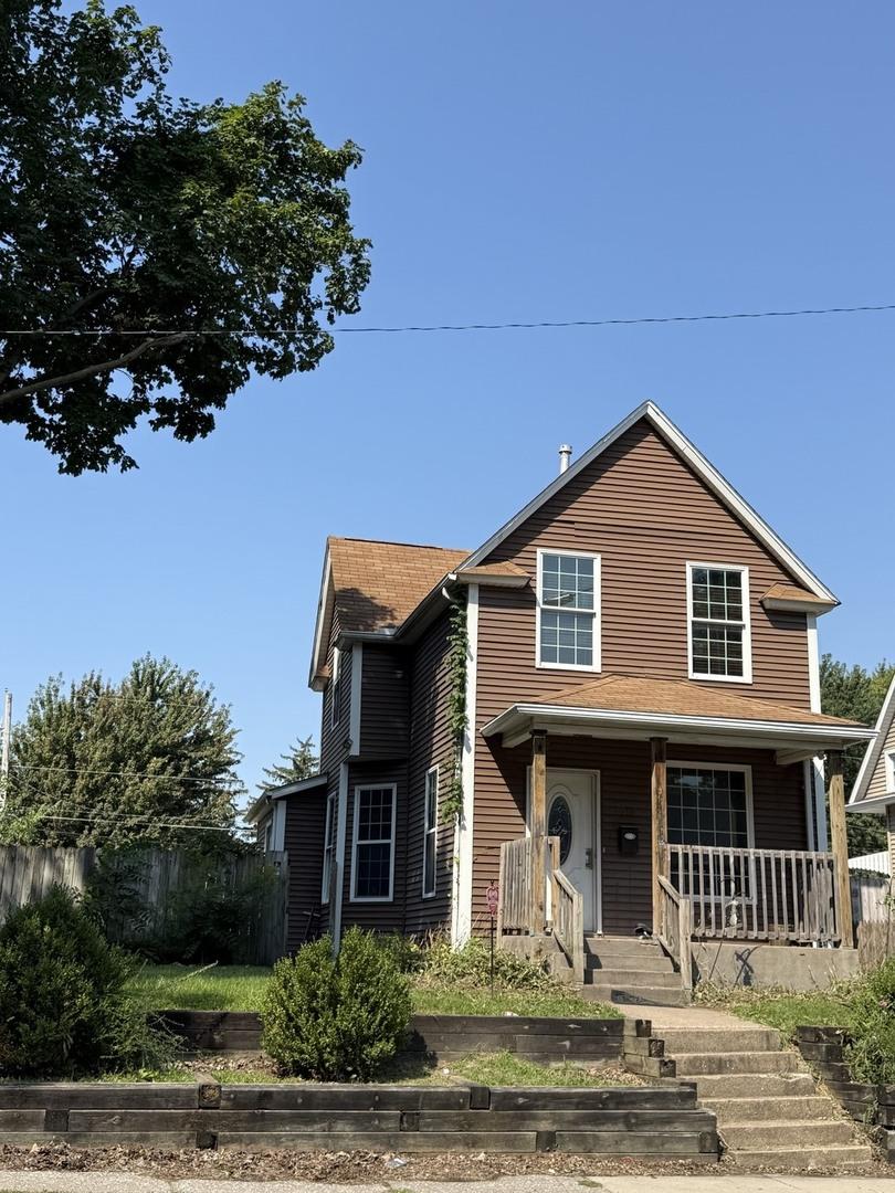 1316 25th St., Rock Island, IL 61201