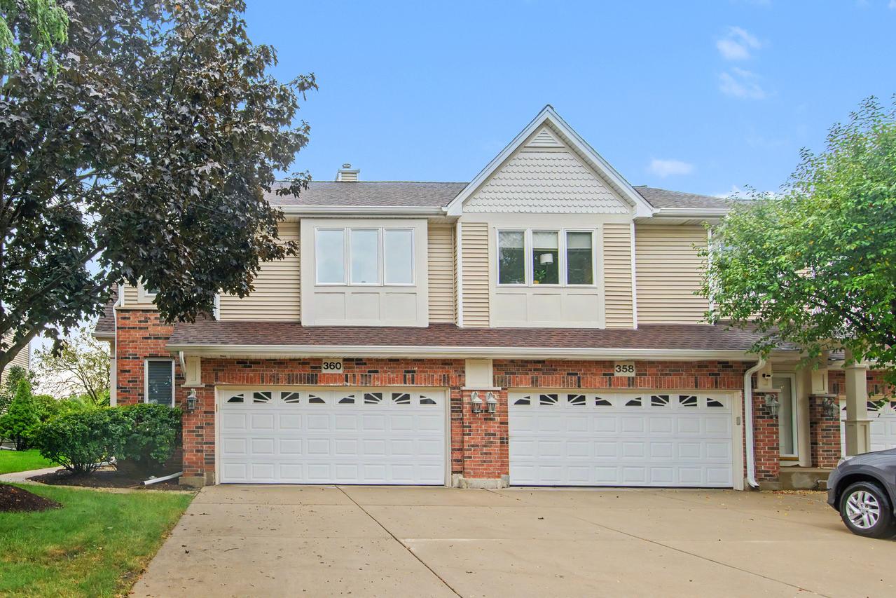 360 Parkview Ter., Buffalo Grove, IL 60089
