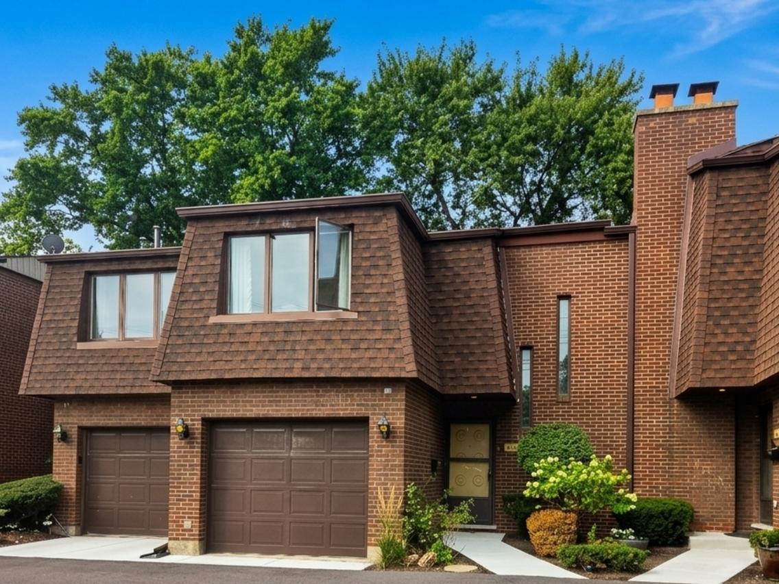416 S Dee Rd., Park Ridge, IL 60068