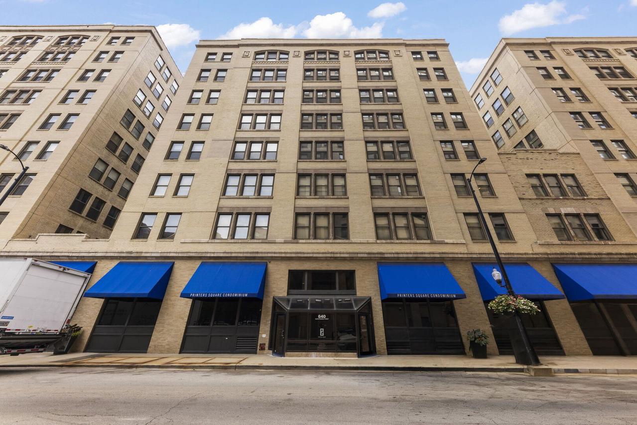 640 S Federal St. #802, Chicago, IL 60605