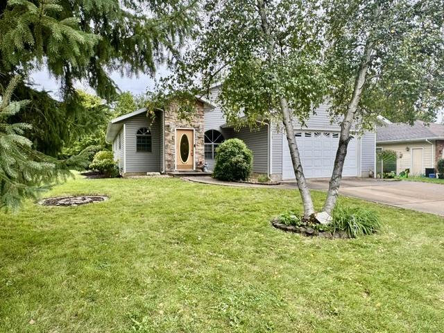 17 Heather Dr., Lasalle, IL 61301