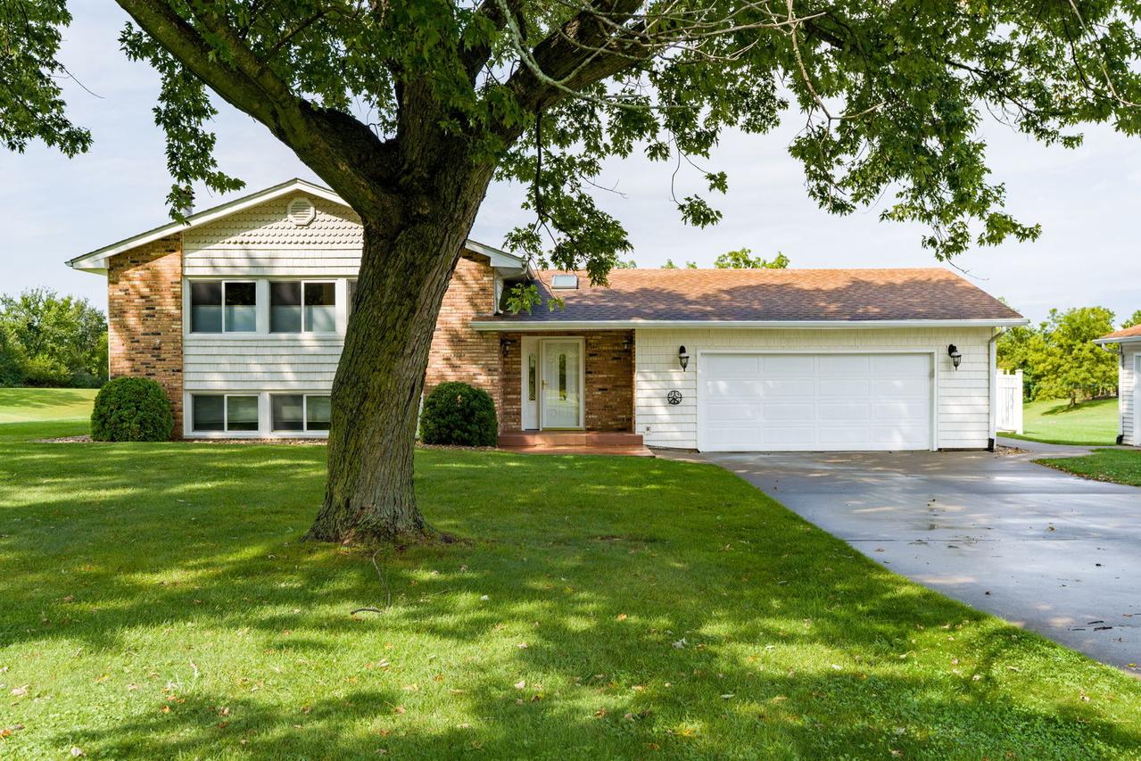 10319 58th St., Milan, IL 61264