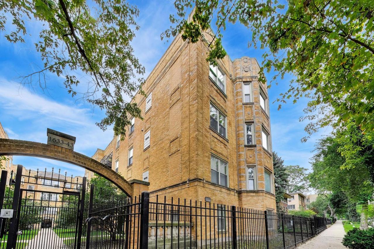1639 W Farwell Ave. #2, Chicago, IL 60626