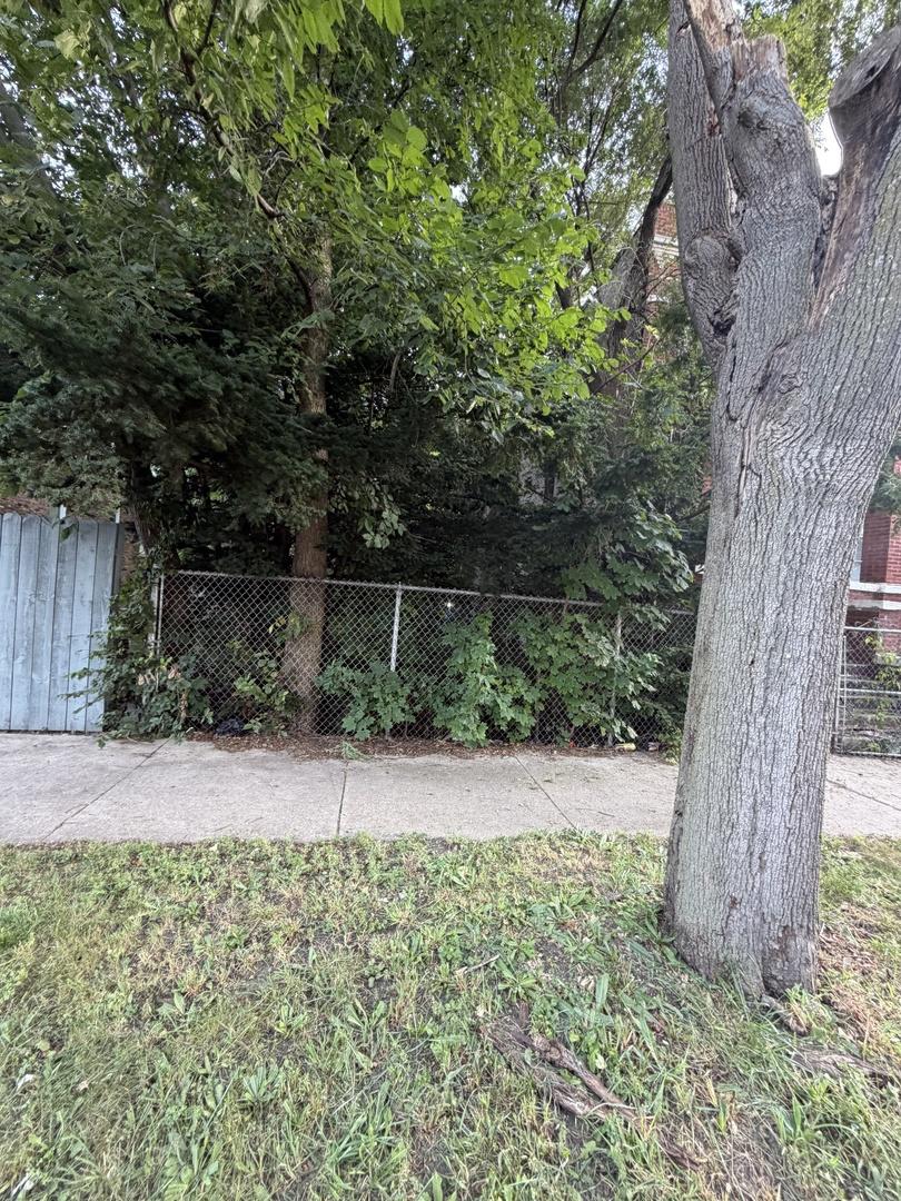 1017 W 61st St., Chicago, IL 60621