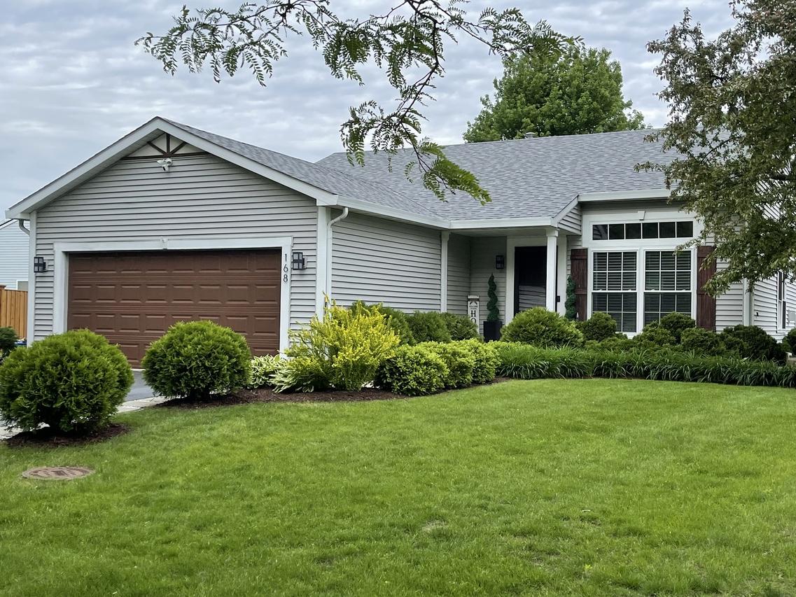 168 Woodlet Ln., Bolingbrook, IL 60490