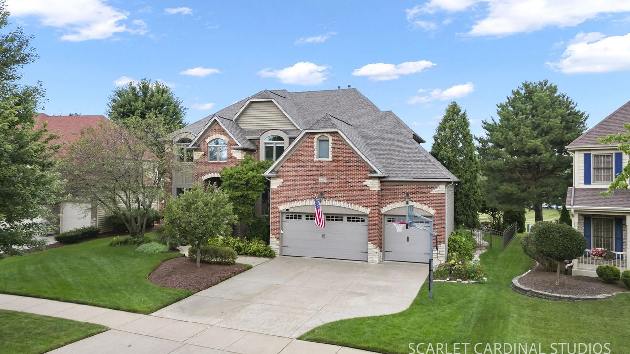 2275 Glouceston Ln., Naperville, IL 60564