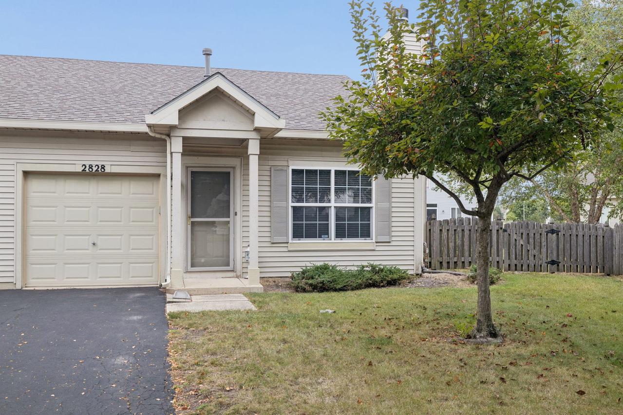 2828 Rebecca Ct., Montgomery, IL 60538
