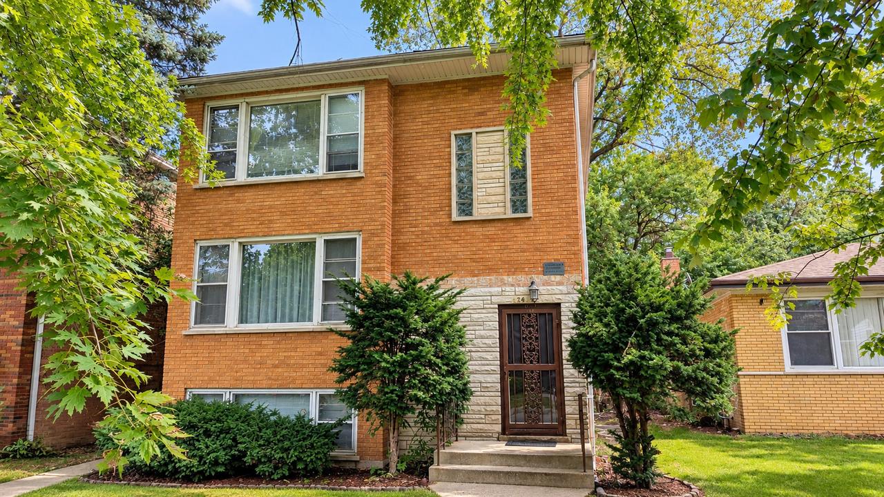 13919 S Wentworth Ave., Riverdale, IL 60827