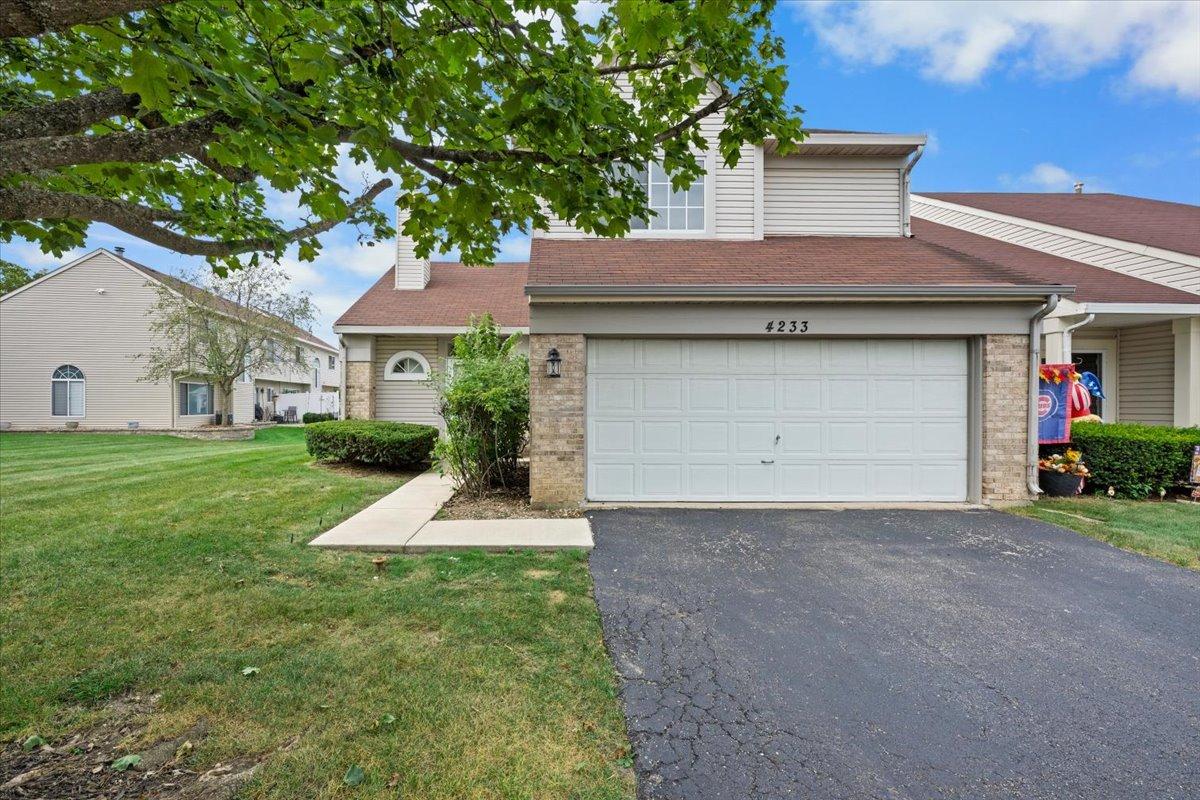 4233 Springlake Dr., Lake In The Hills, IL 60156