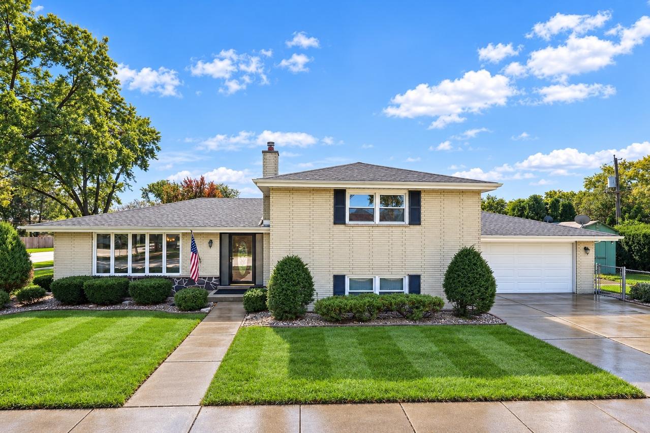9200 Austin Ave., Oak Lawn, IL 60453