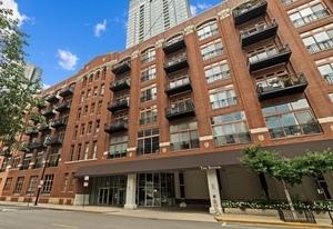 360 W Illinois St. #8A, Chicago, IL 60654