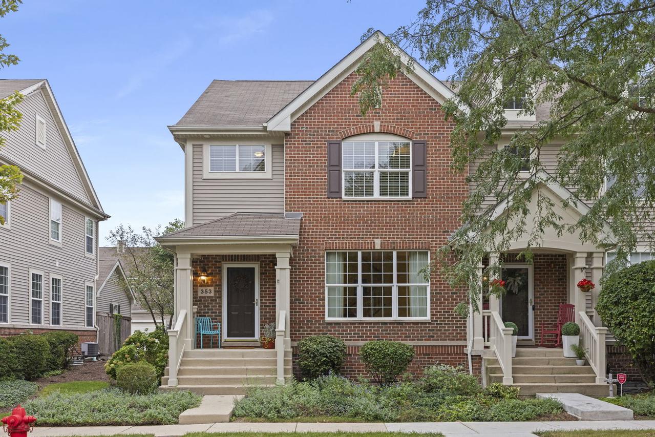 353 Bradbury Ln., Bartlett, IL 60103