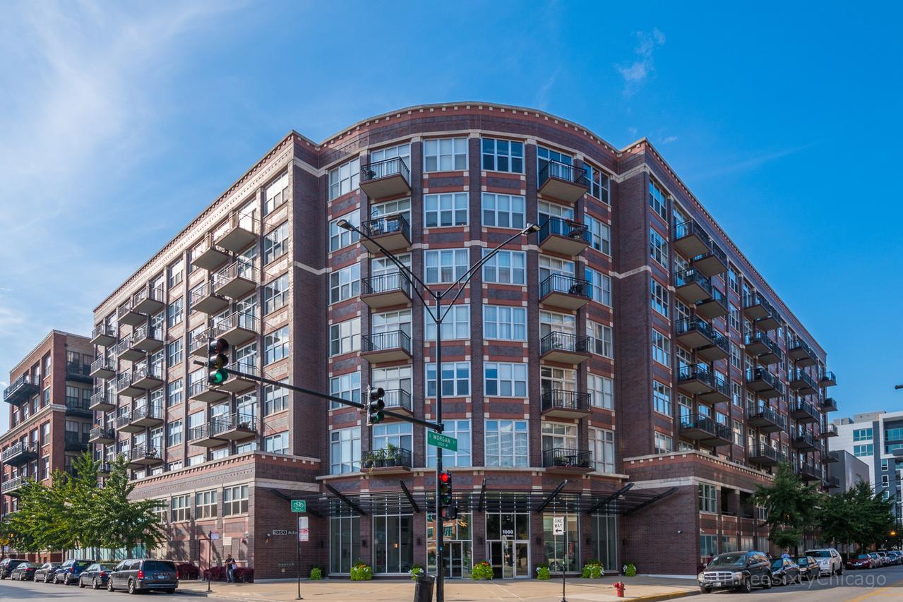 1000 W Adams St. #506, Chicago, IL 60607