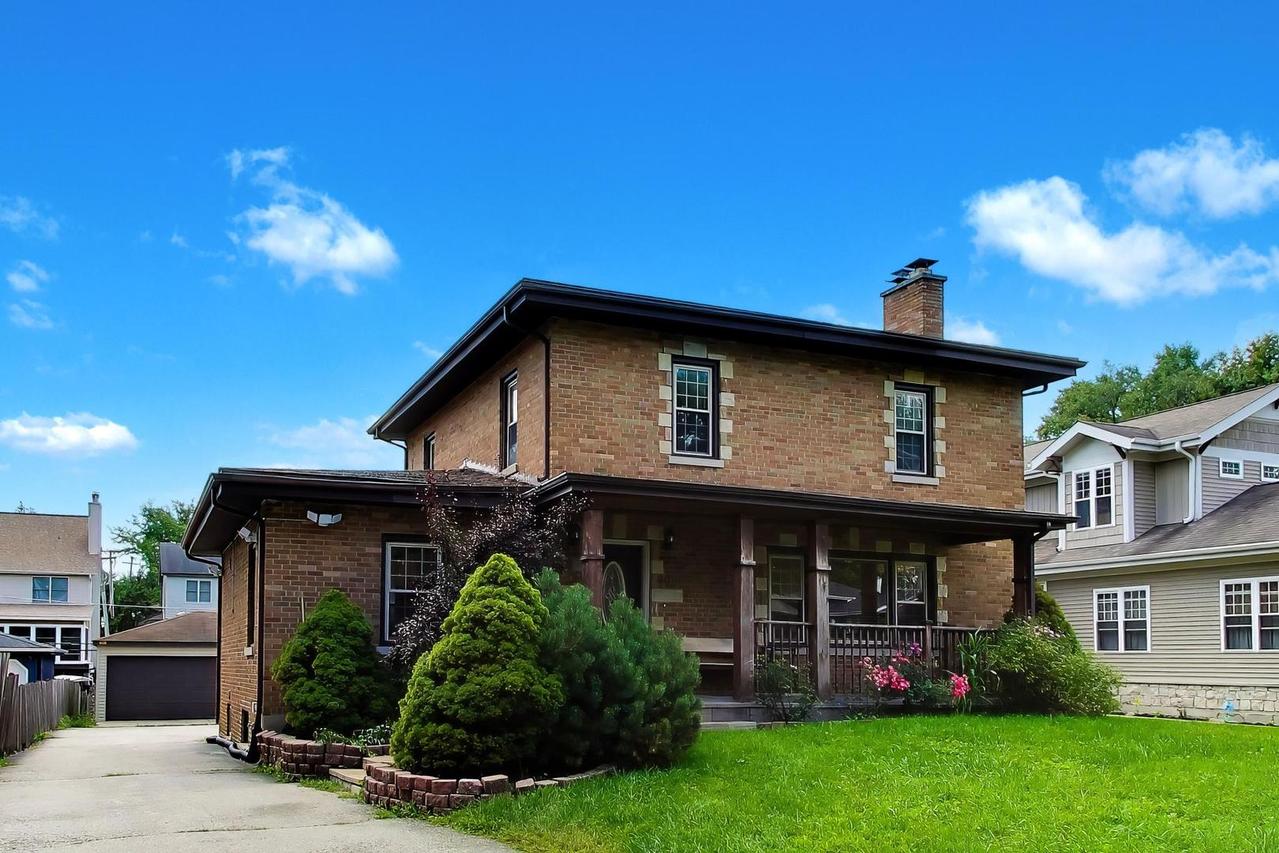 341 W Morris Ave., Lombard, IL 60148