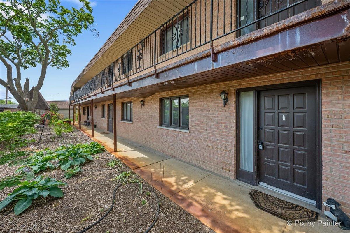 520 E Main St. #1C, Barrington, IL 60010
