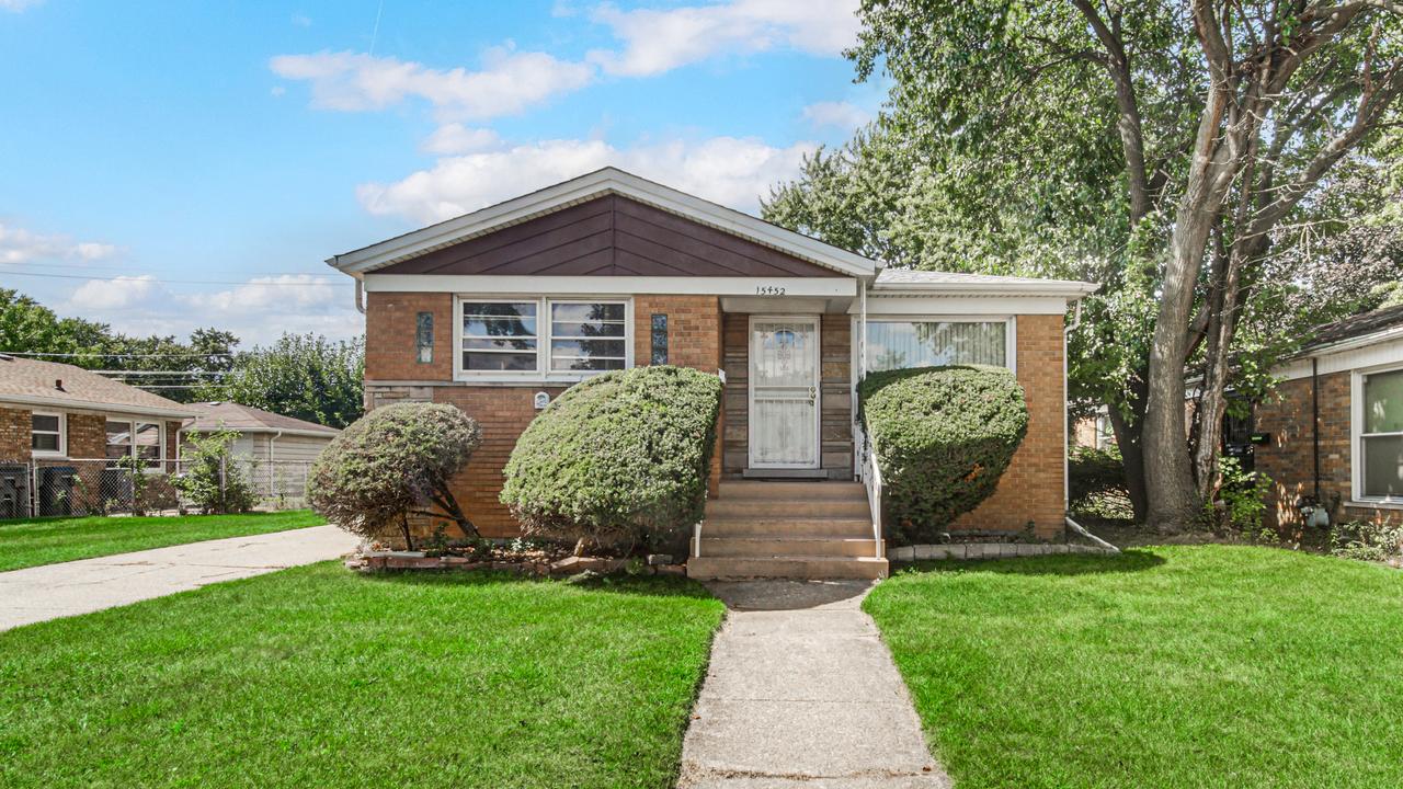 15452 Woodlawn East Ave., South Holland, IL 60473