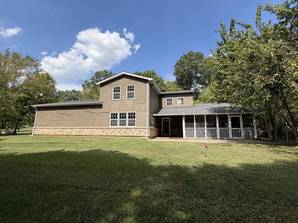 1591 N Reed Station Rd., Carbondale, IL 62901