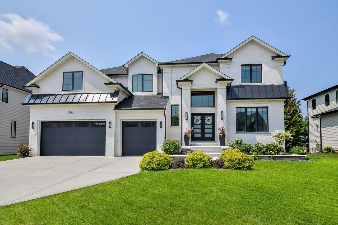 2447 Sharon Ct., Naperville, IL 60564