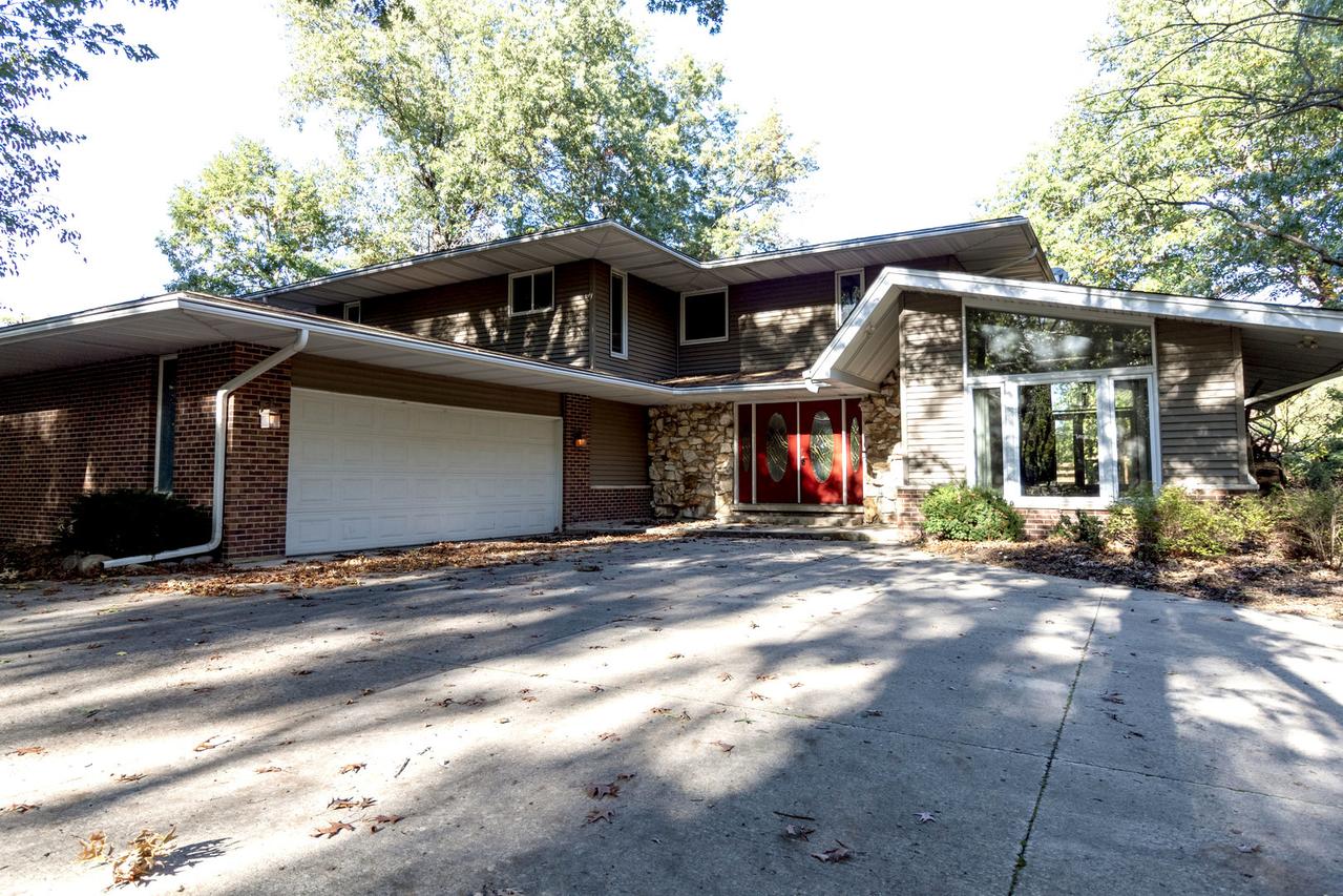 2920 Gateway Gorge Dr., Morris, IL 60450