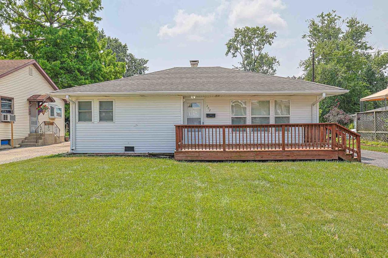 302 Freehauf St., Lemont, IL 60439
