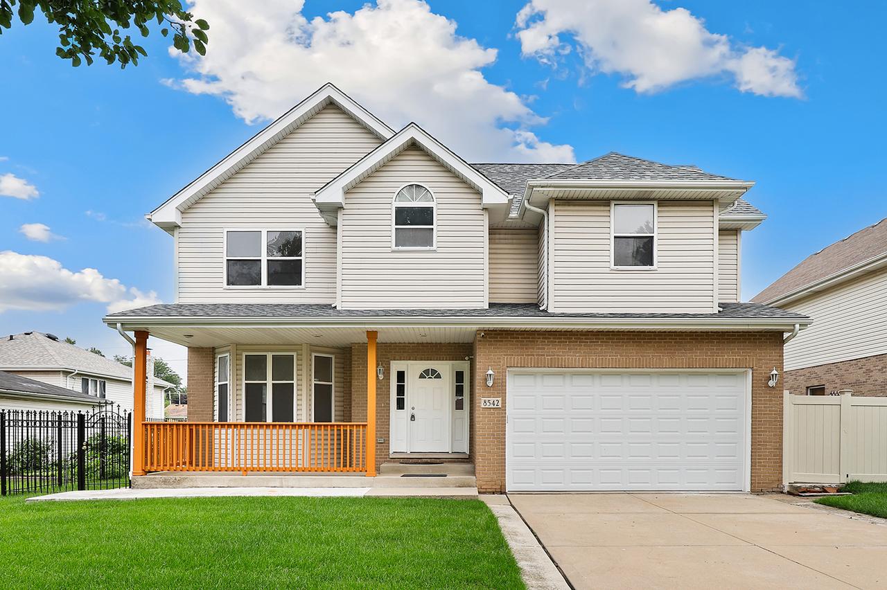 8542 Latrobe Ave., Burbank, IL 60459
