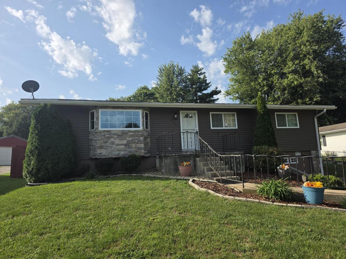 306 E Edwards St., Payson, IL 62360