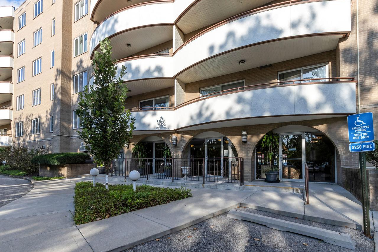 6400 N Cicero Ave. #416, Lincolnwood, IL 60712