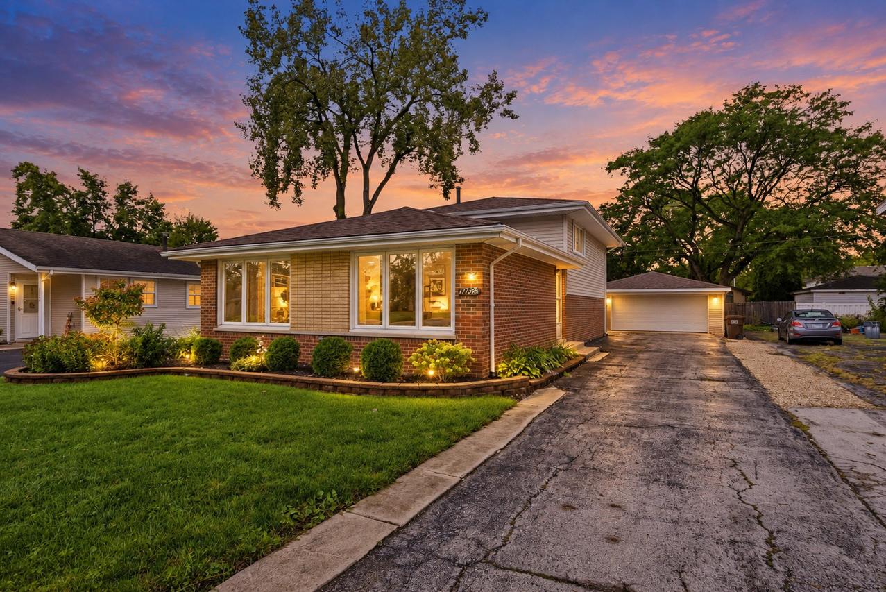 17736 S Ridgeland Ave., Tinley Park, IL 60477