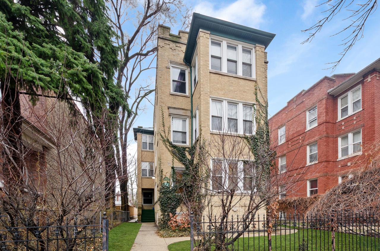 4910 N Spaulding Ave. #1E, Chicago, IL 60625